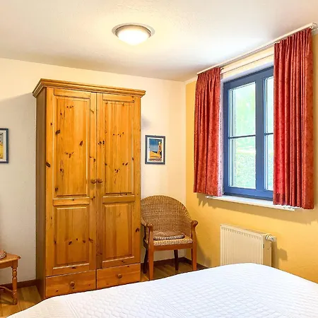 Papillon 09-4 Boltenhagen (Ostseebad)